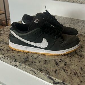 Nike SB Dunk Low Pro Black Gum 10.5